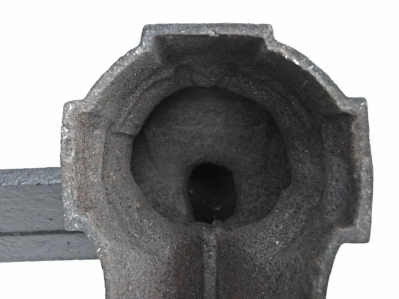 Coppia di Tridenti da camino con testa femminile in ghisa, anni '50 7