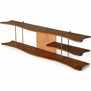Etagere con ripiani sagomati, in legno di noce e ottone, '900
