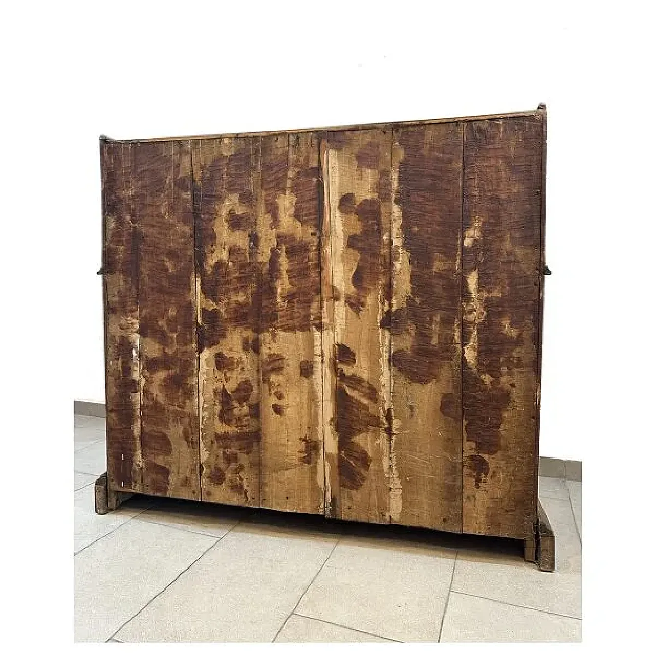 Walnut and walnut burl drop-down chest, 18th century 8