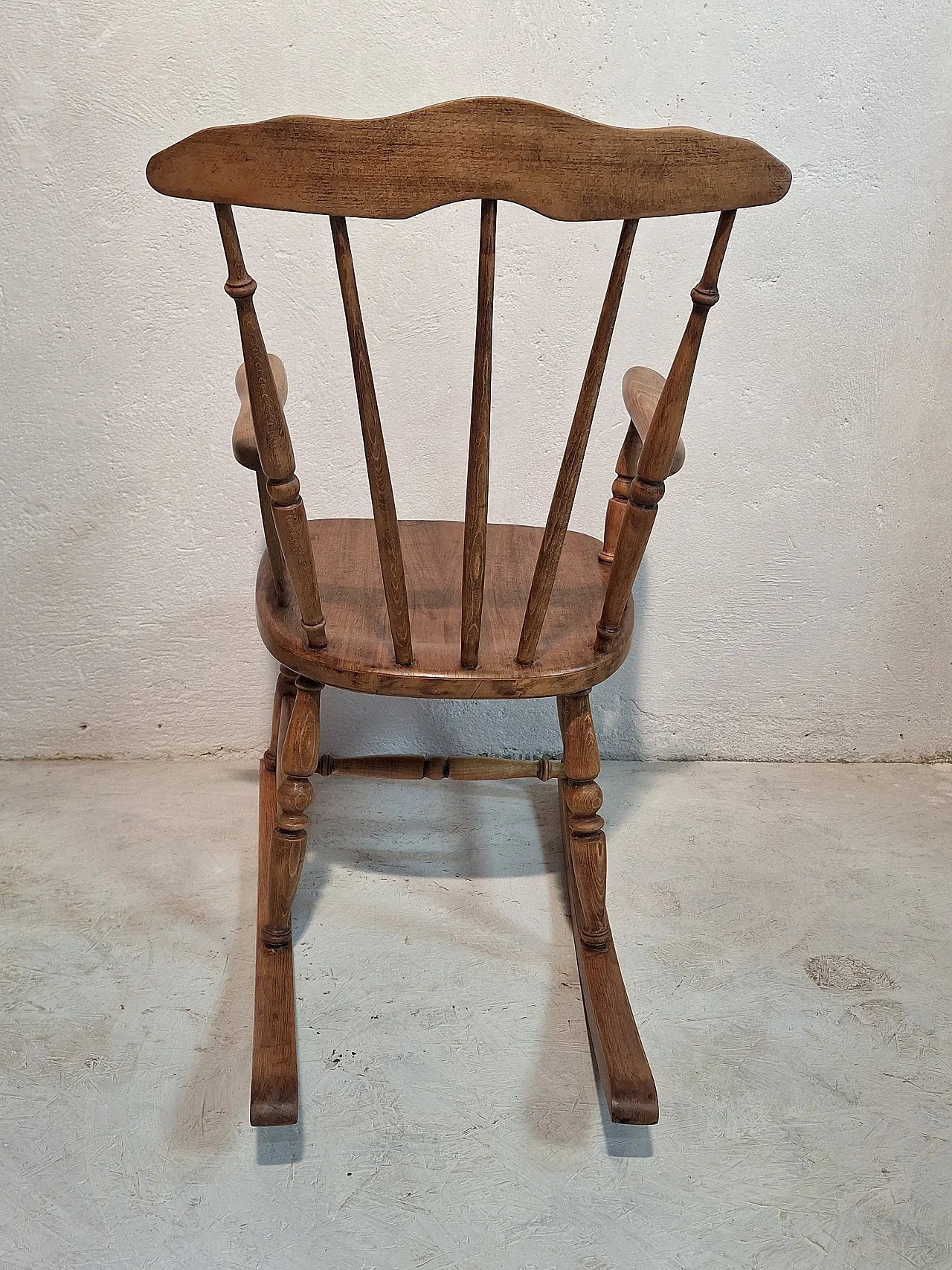 Windsor style rocking chair in beech wood, 70s 4