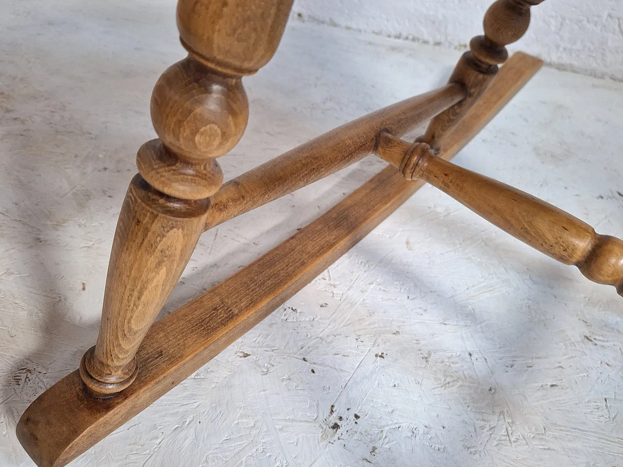 Windsor style rocking chair in beech wood, 70s 10