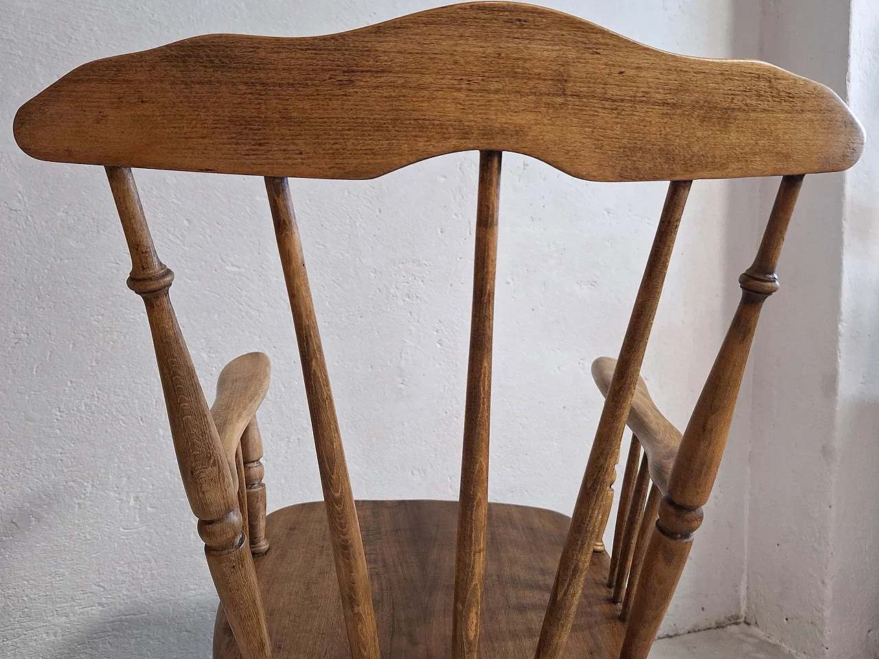 Windsor style rocking chair in beech wood, 70s 14