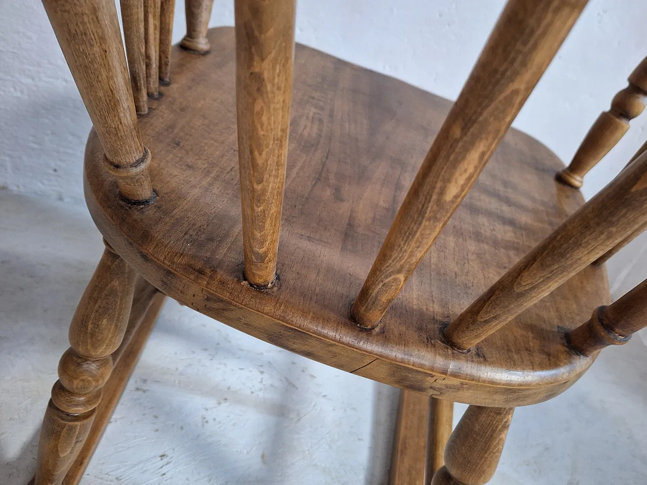 Windsor style rocking chair in beech wood, 70s 16