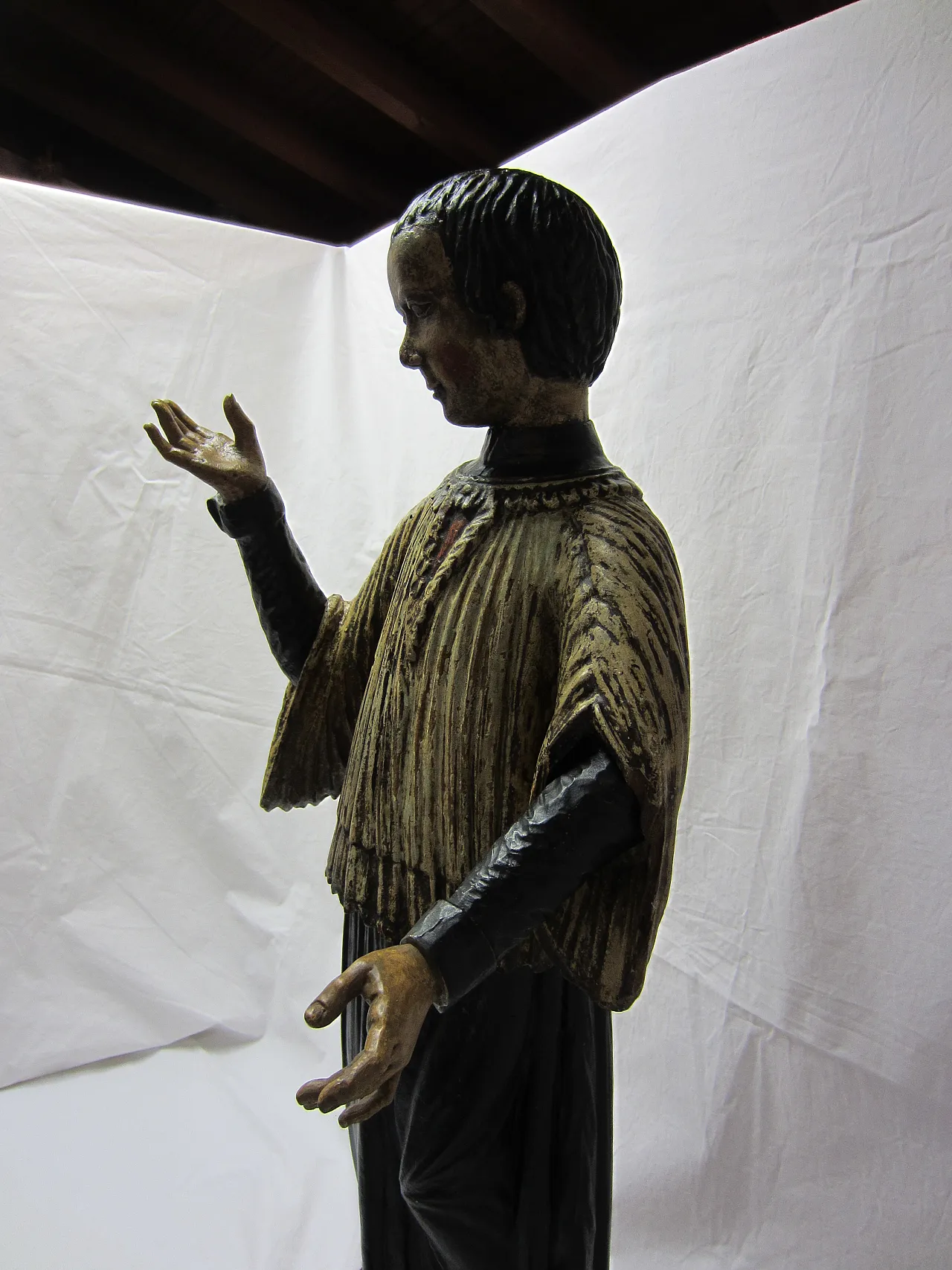 Polychrome wooden sculpture, 17th century 16