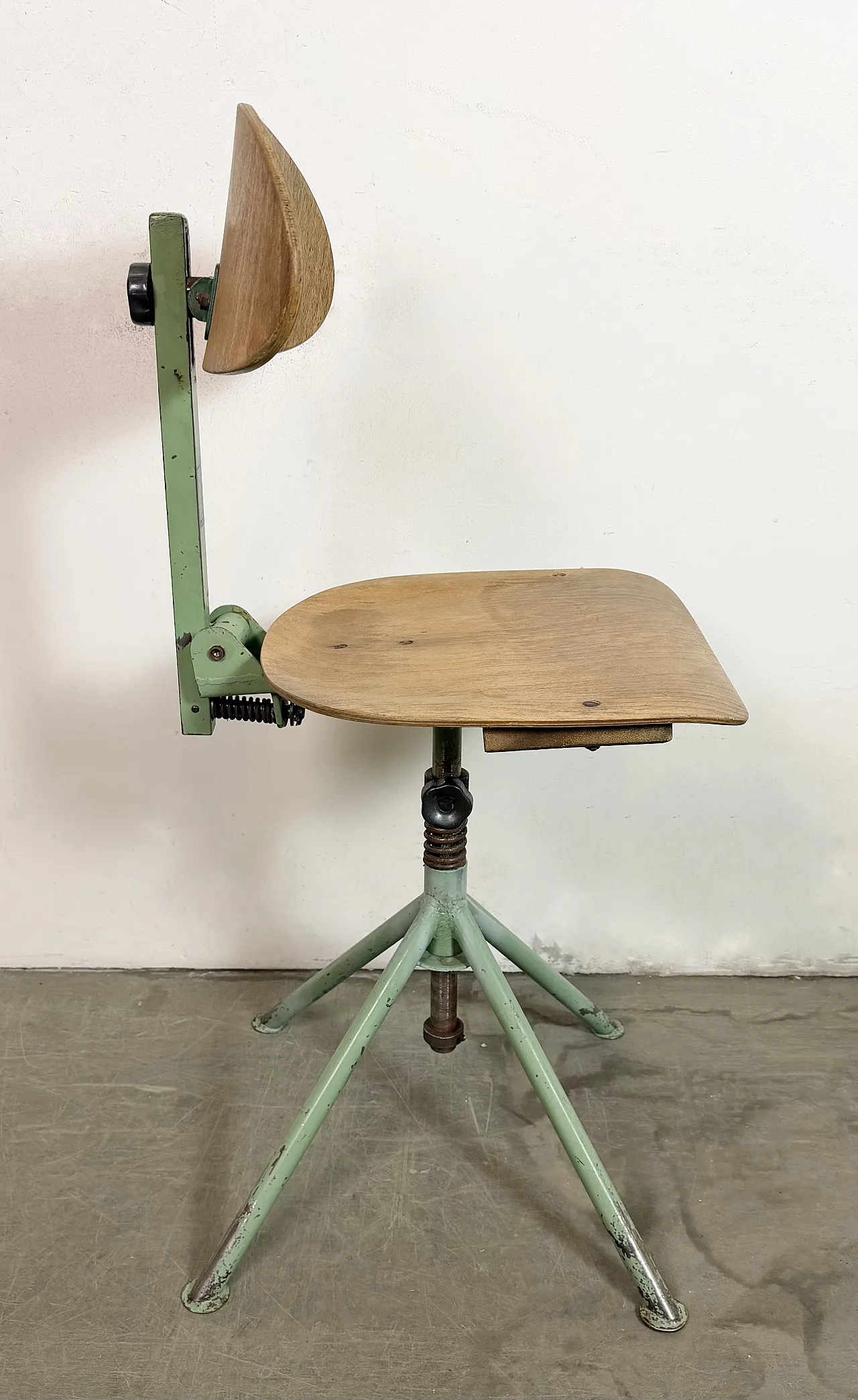Green Industrial Workshop Chair, 1950s 11
