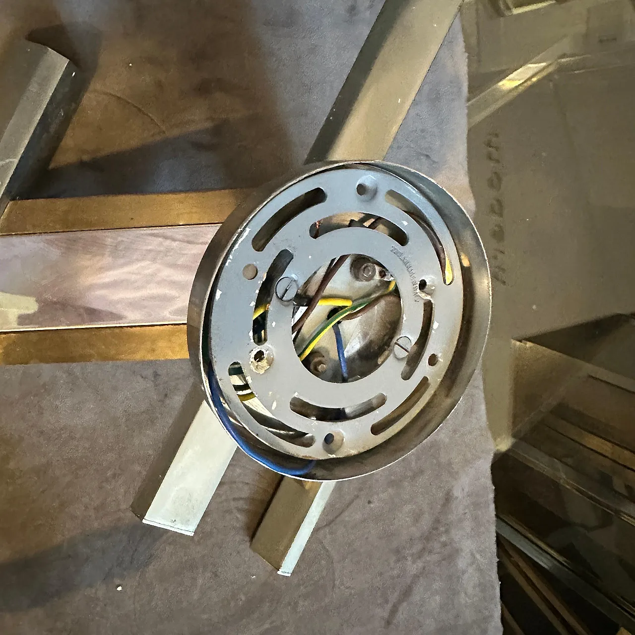 Brass and steel wall sconce by Gaetano Sciolari, 1960s 15