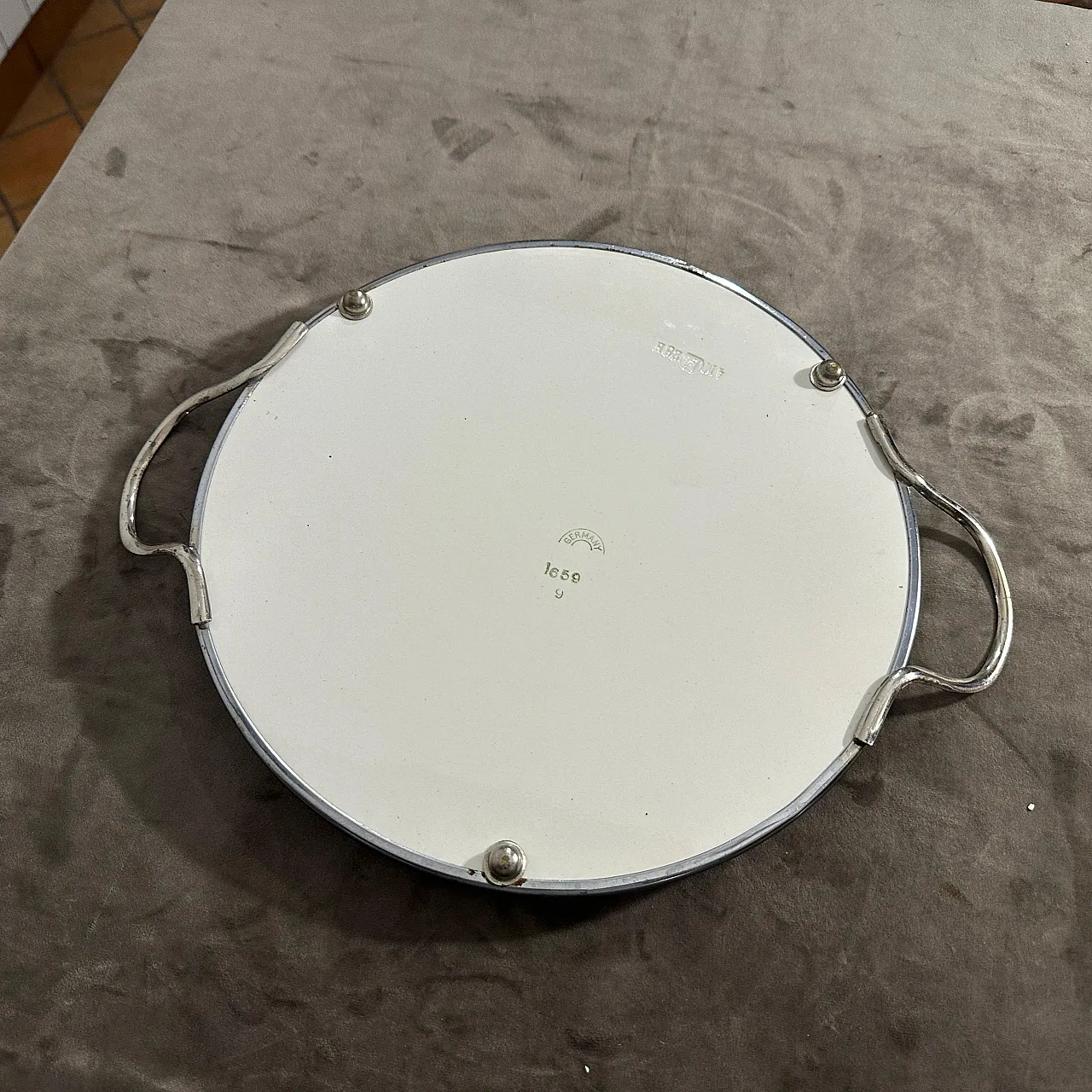 Air brushed ceramic and silver plate round tray, 1930s 8