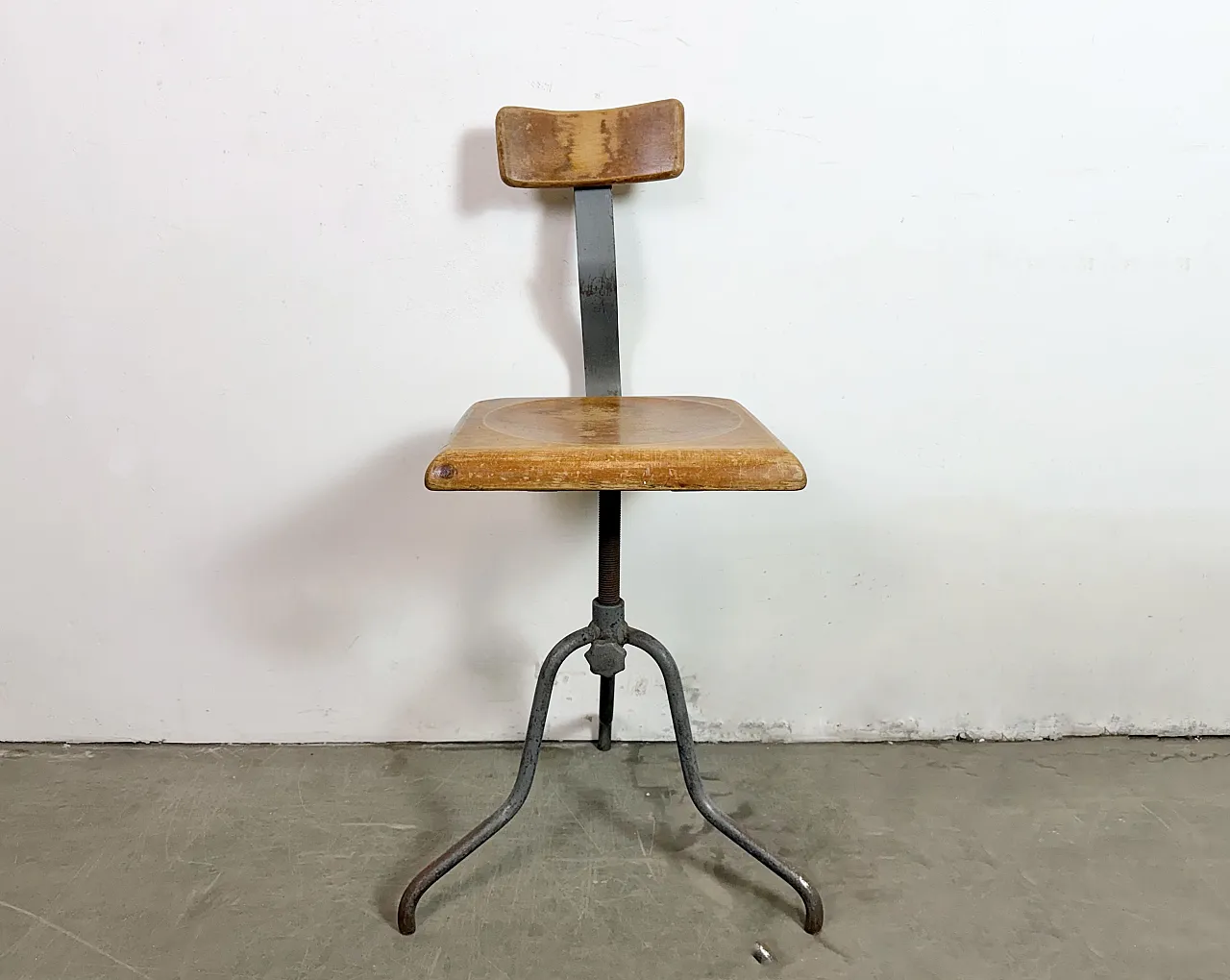 Industrial Factory Swivel Chair, 1950s 2