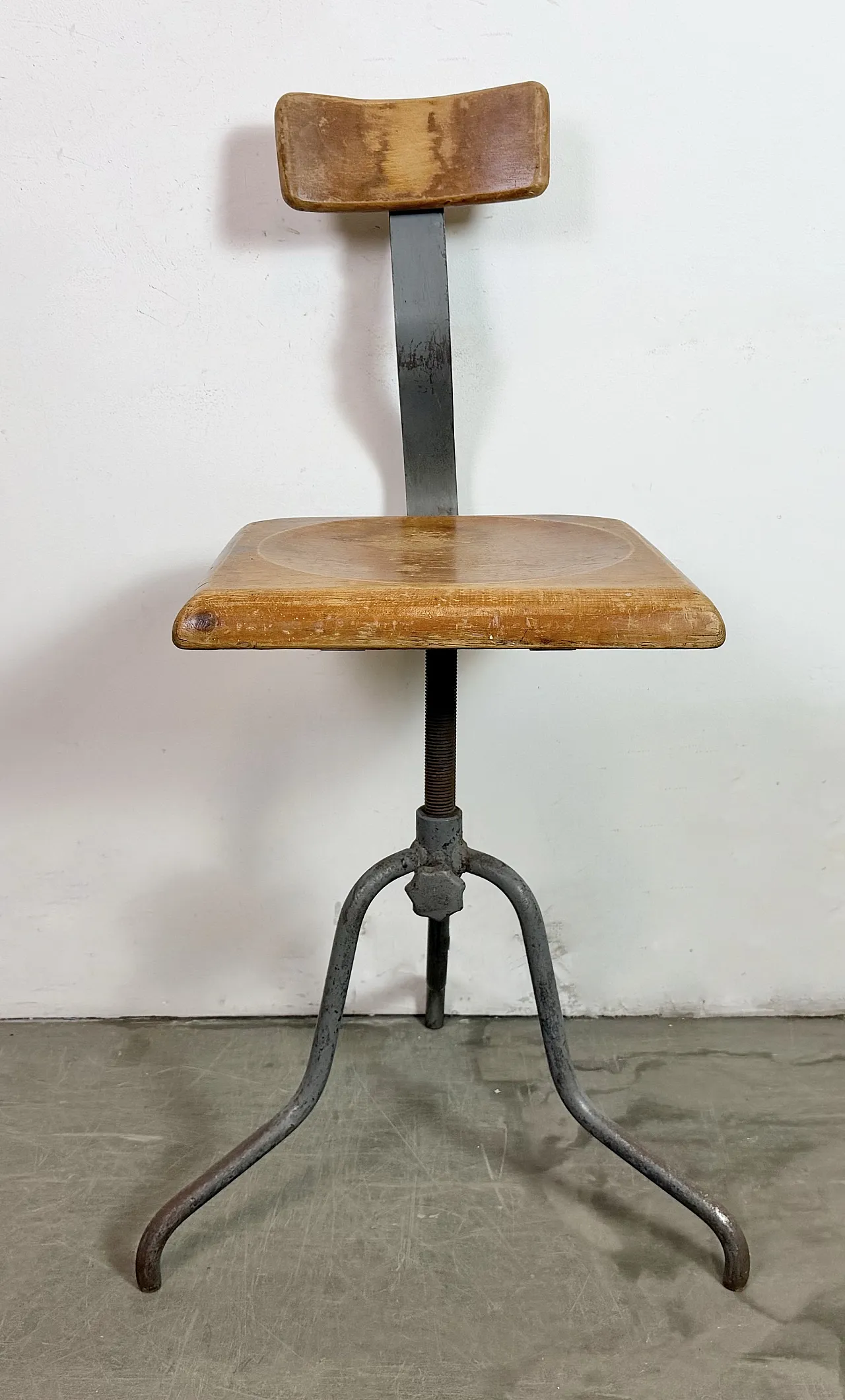 Industrial Factory Swivel Chair, 1950s 3