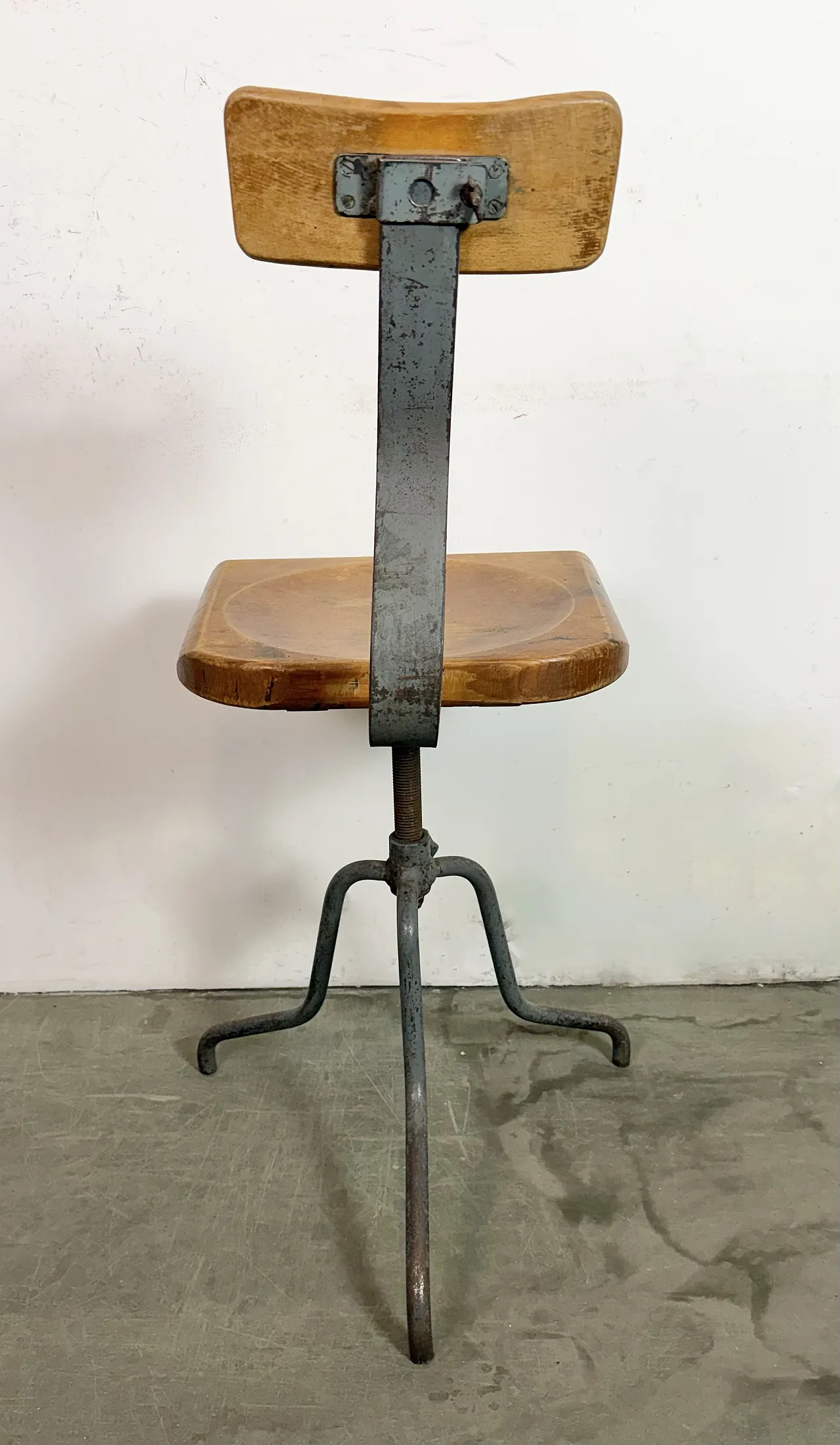 Industrial Factory Swivel Chair, 1950s 11