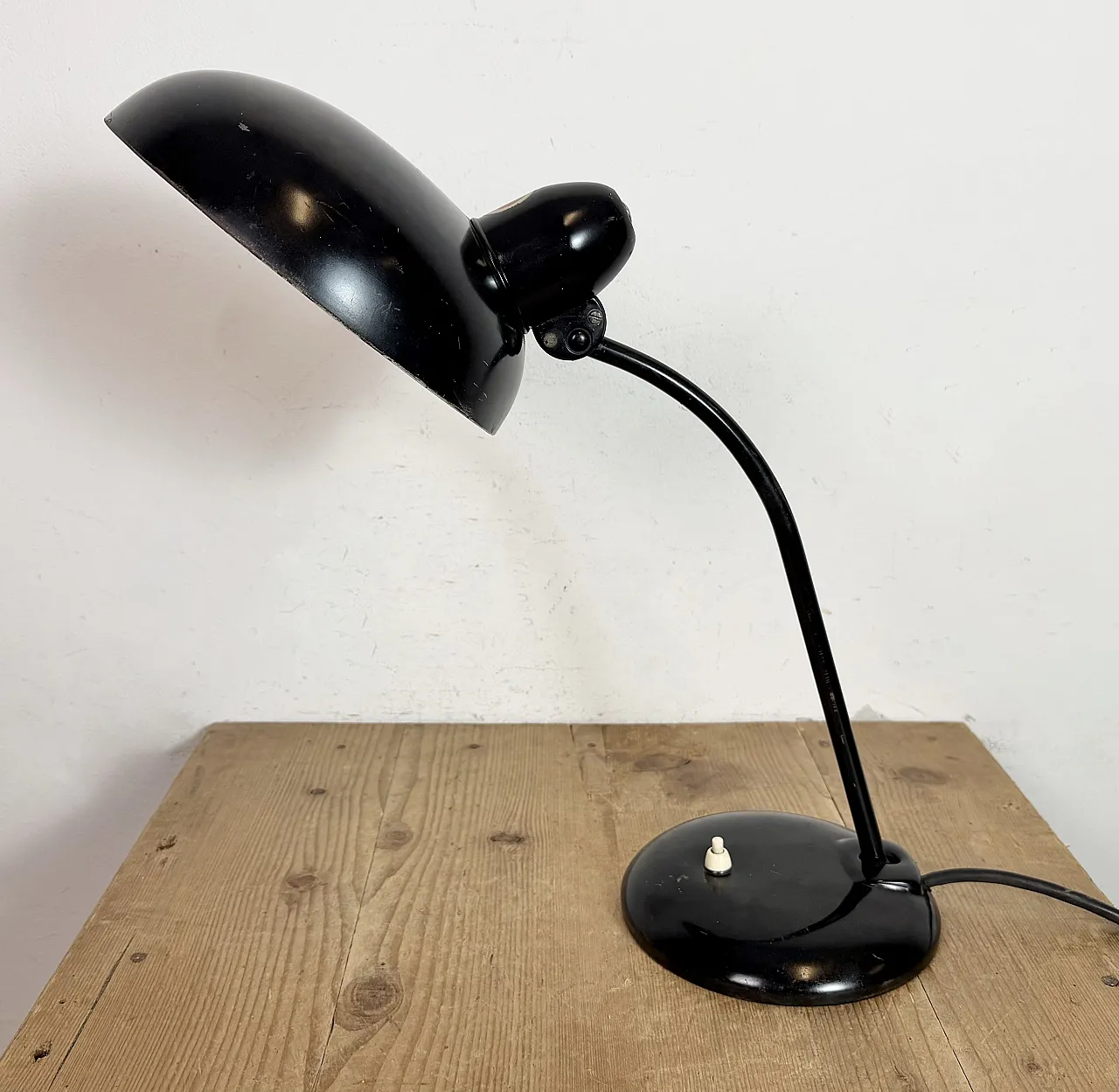 Black Industrial Bauhaus Table Lamp from Escolux, 1930s 9
