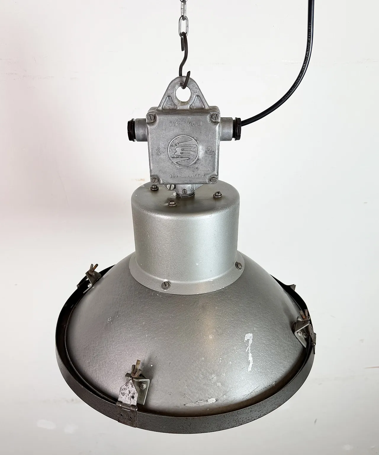 Industrial Grey Hammer Paint Pendant Lamp from Elektrosvit, 1960s 7