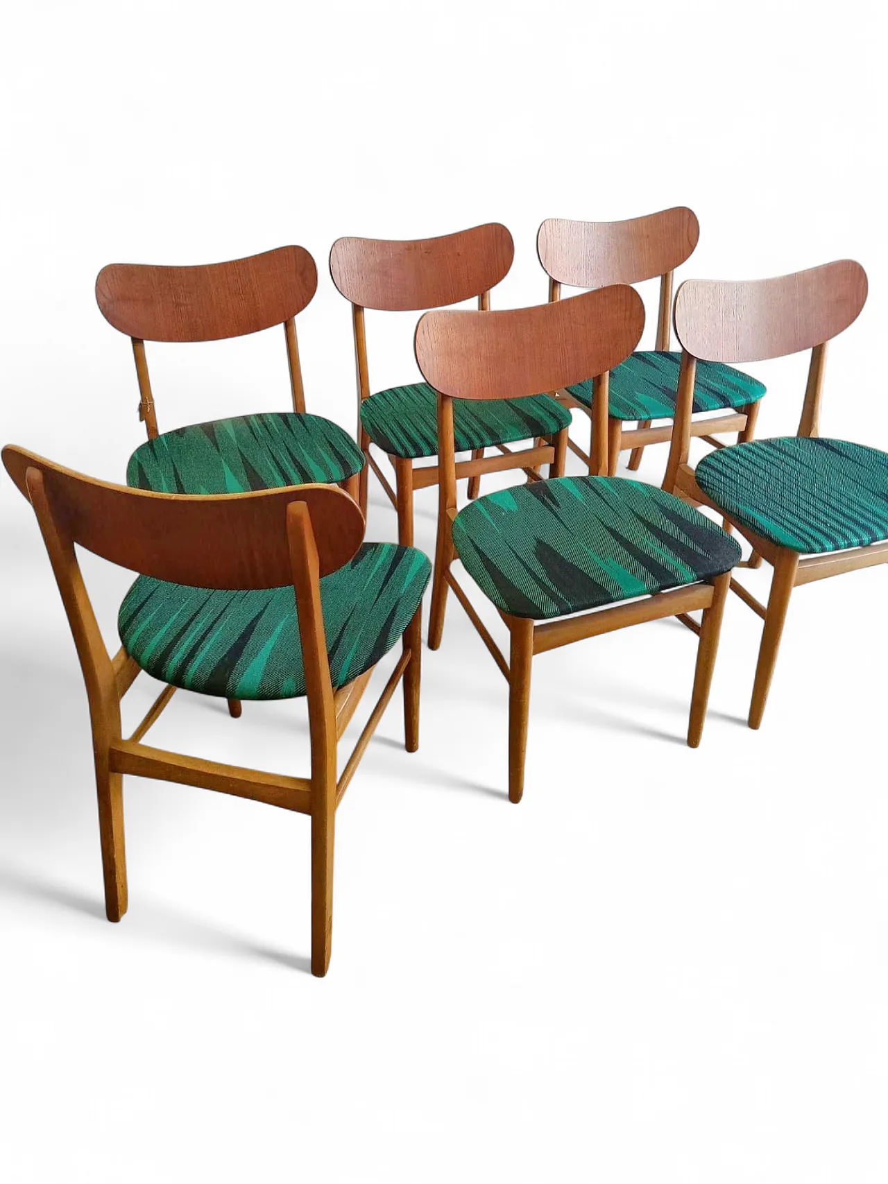 6 Teak Chairs with Green, 50s 10