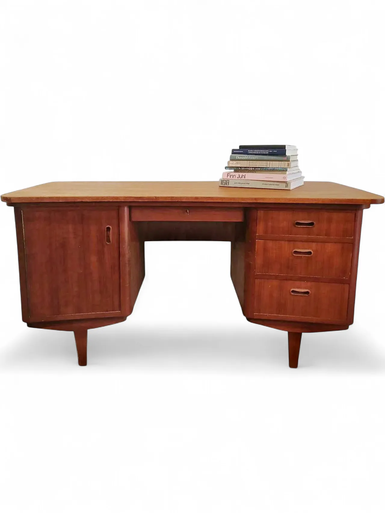 Scrivania danese in teak, anni '50 10