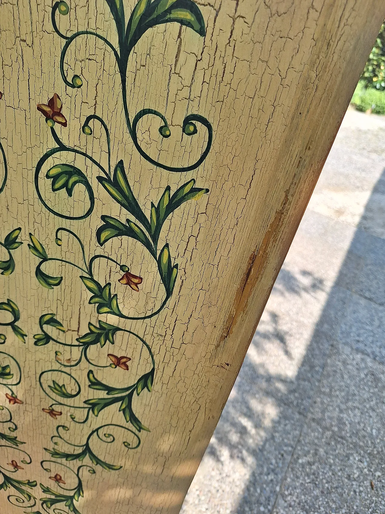 Austrian painted wardrobe with polychrome decorations,  19th century 10