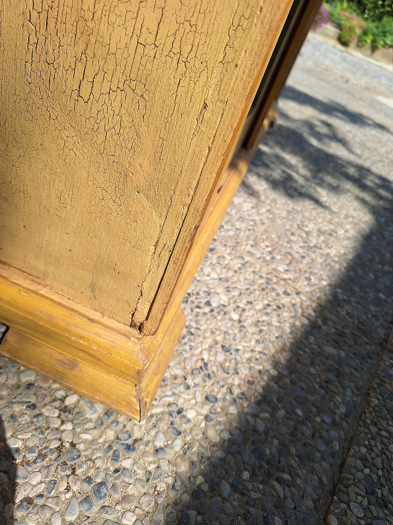 Austrian painted wardrobe with polychrome decorations,  19th century 12