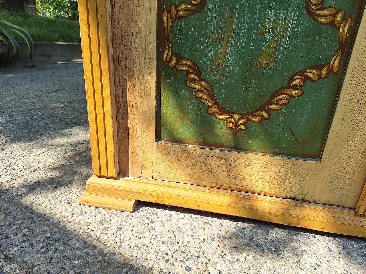 Austrian painted wardrobe with polychrome decorations,  19th century 18