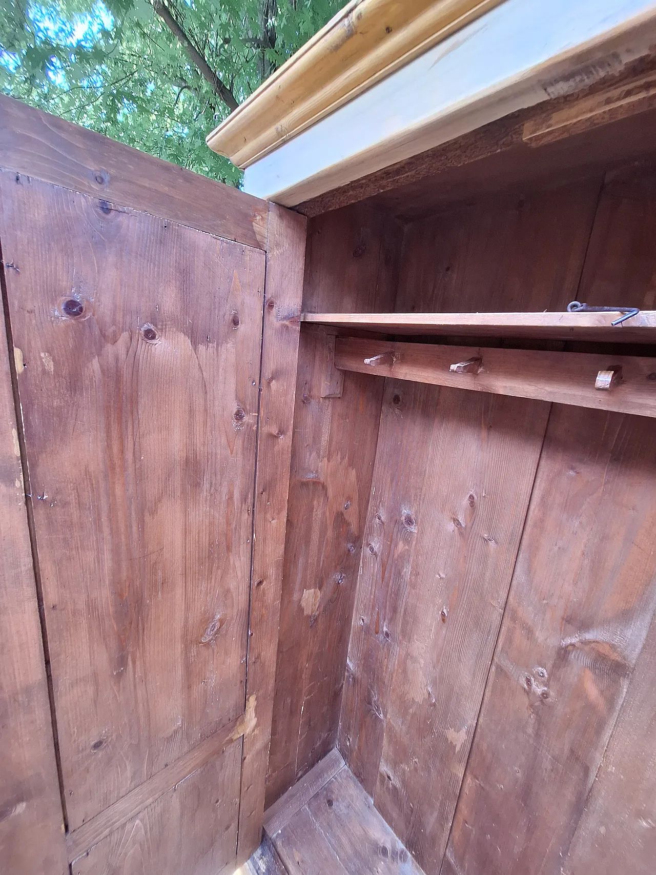 Austrian painted wardrobe with polychrome decorations,  19th century 22