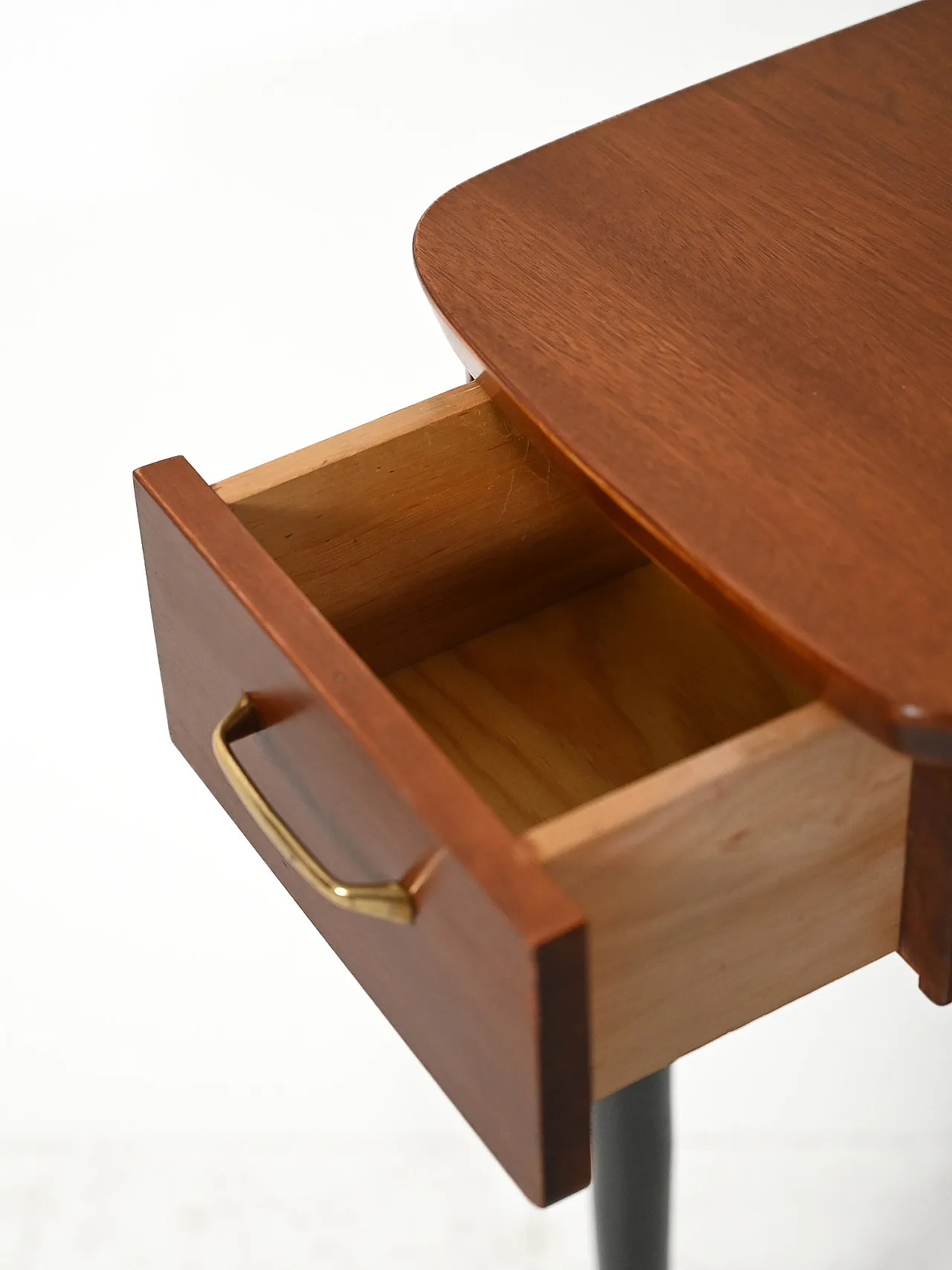 Scandinavian dressing table with trefoil mirror, 60s 5