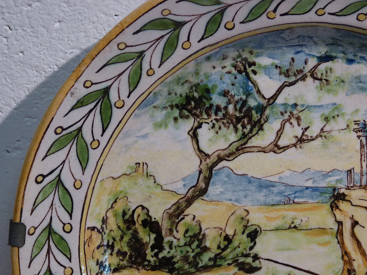 Maiolica plate by Castelli, 19th century 7