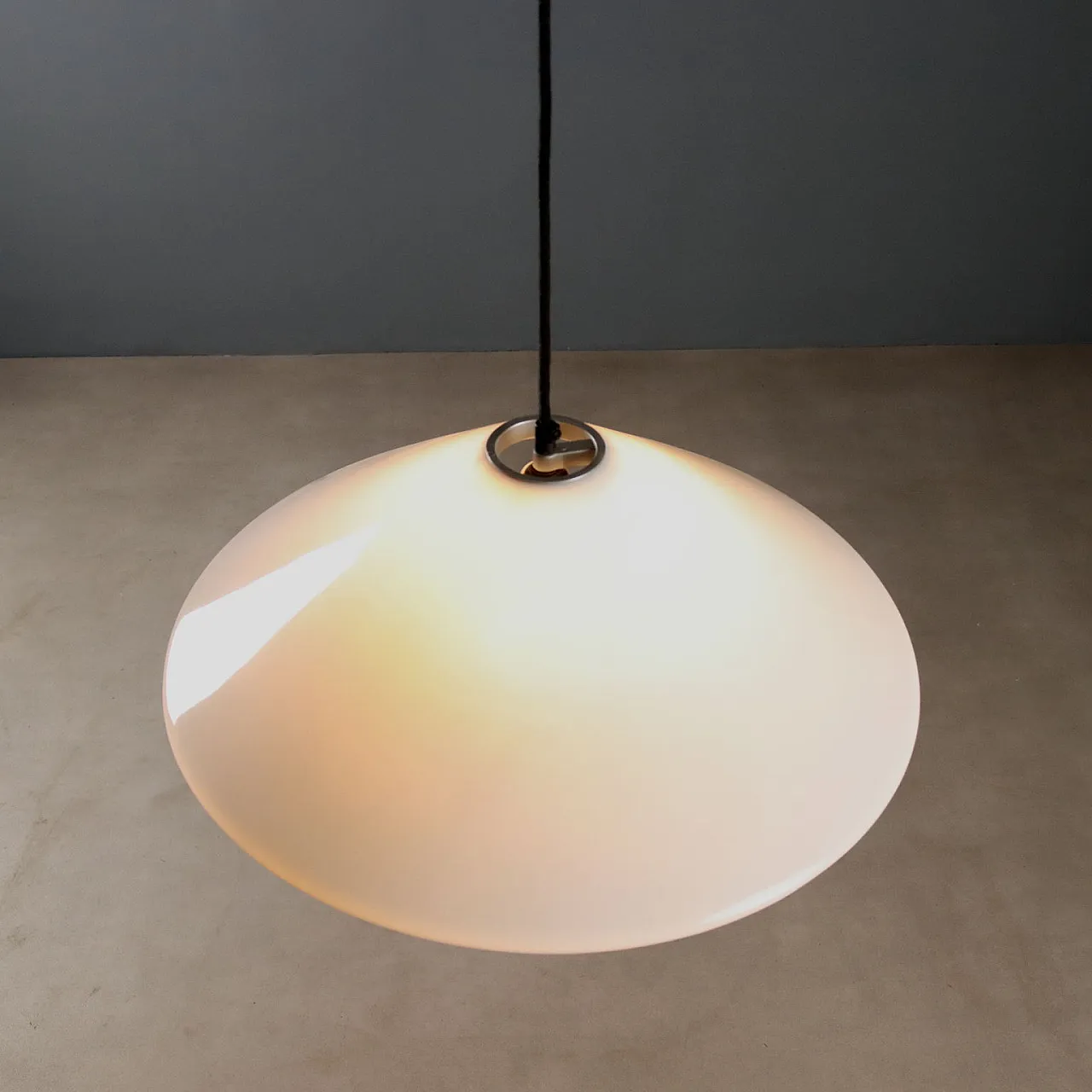 Lampada in metacrilato bianco, '900 5