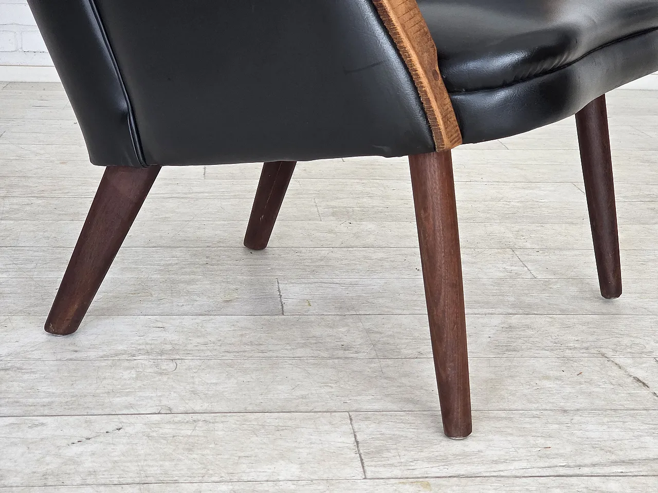 1970s, Danish design by Svend Skipper, armchair, model "Teddy". 3