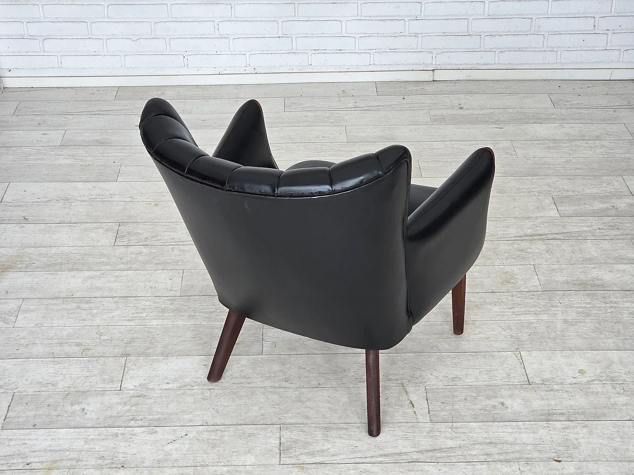 1970s, Danish design by Svend Skipper, armchair, model "Teddy". 11