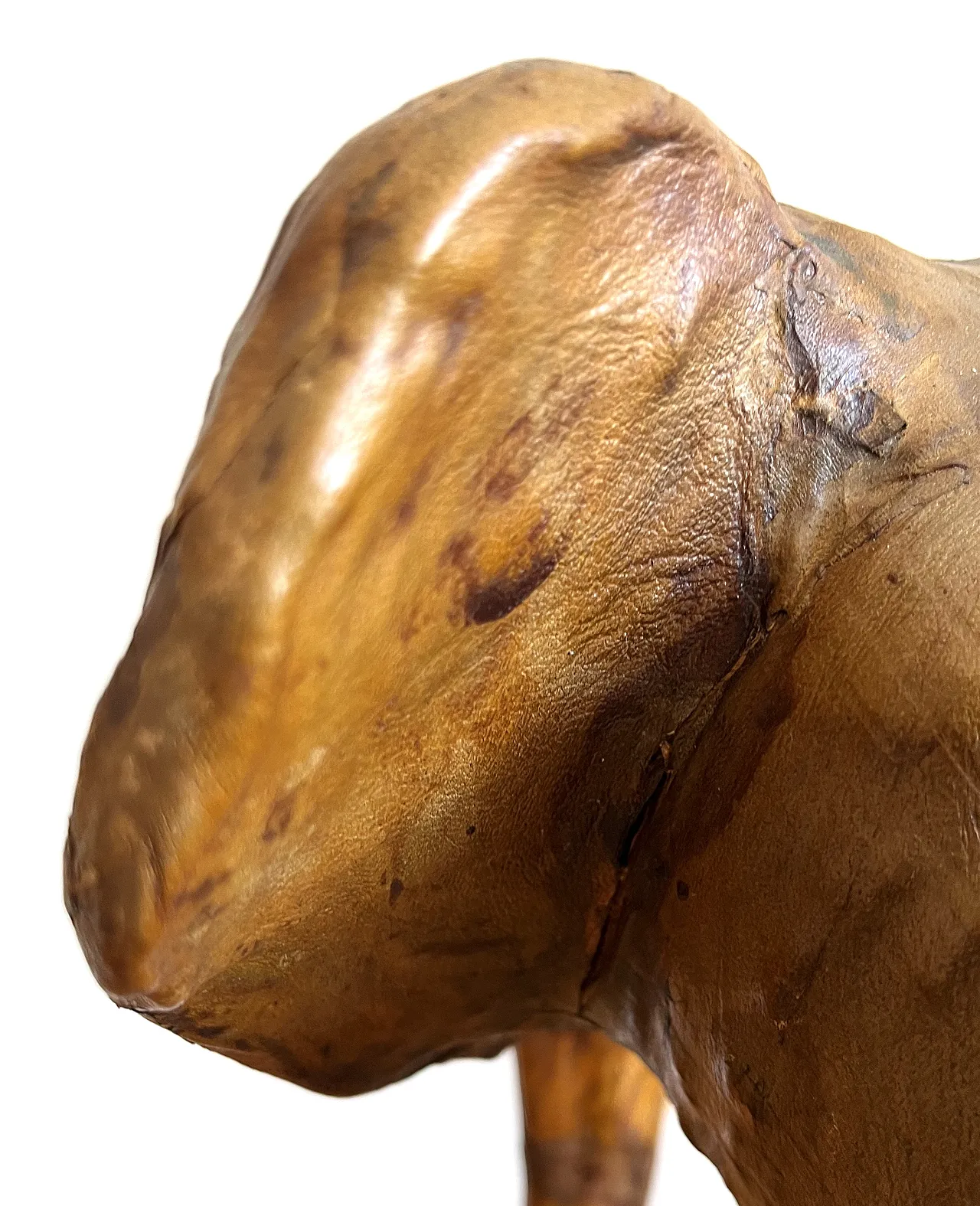 Scultura di elefante in pelle, anni '60 13