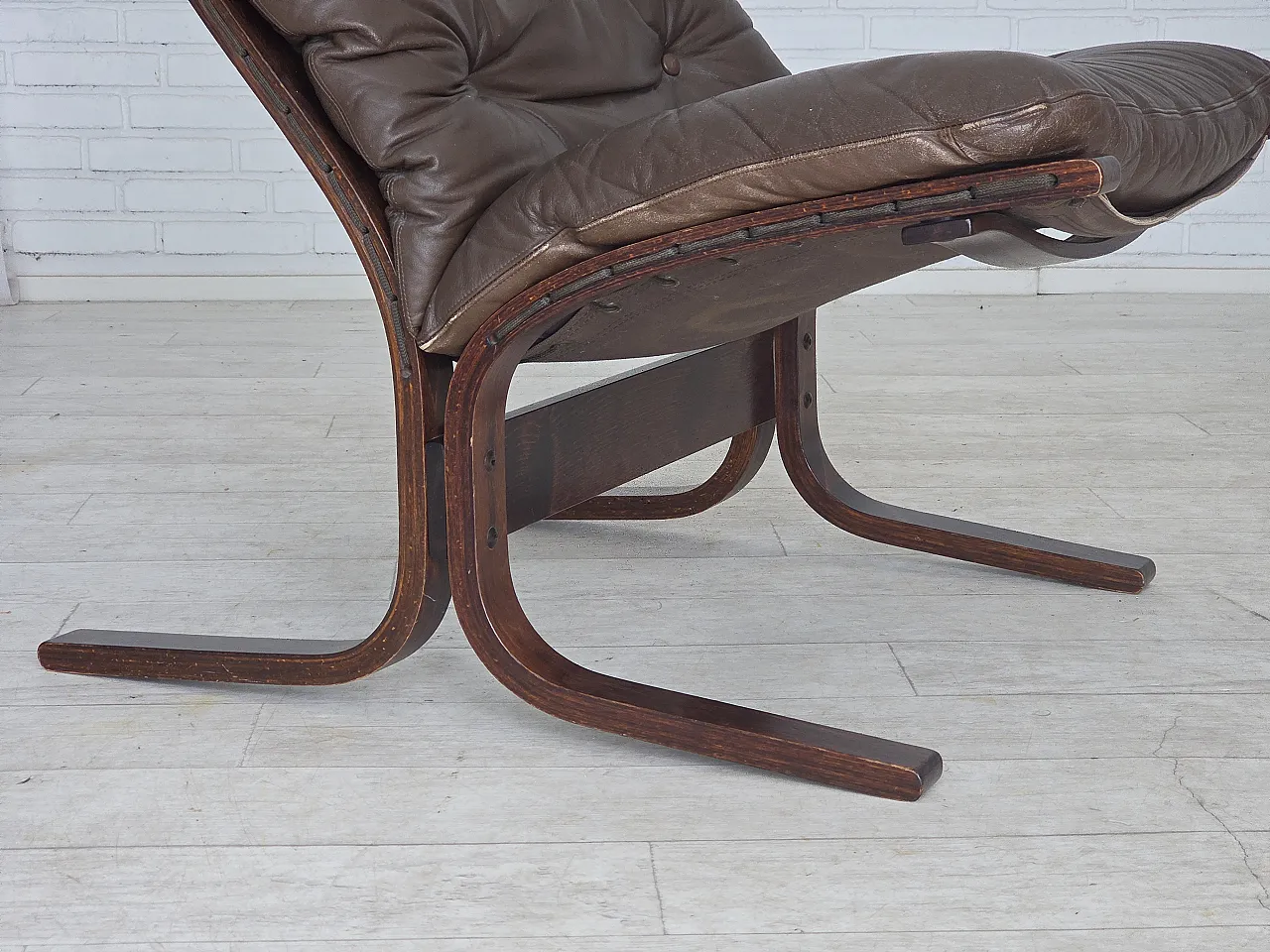 Norwegian armchair model Siesta by Ingmar Relling, 70s 7