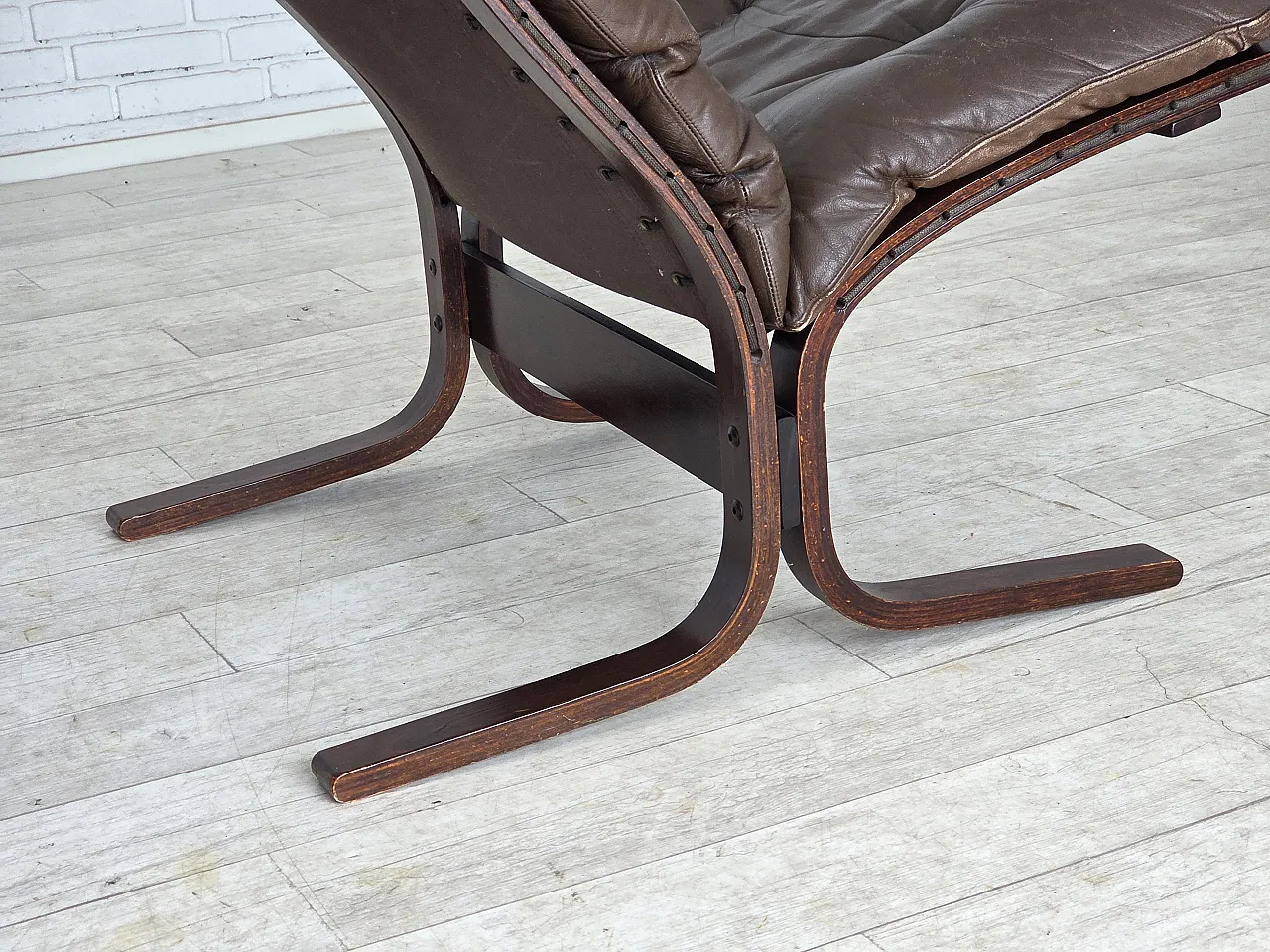 Norwegian armchair model Siesta by Ingmar Relling, 70s 11