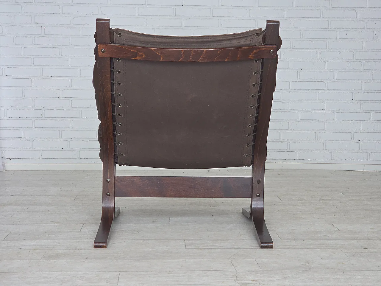 Norwegian armchair model Siesta by Ingmar Relling, 70s 14