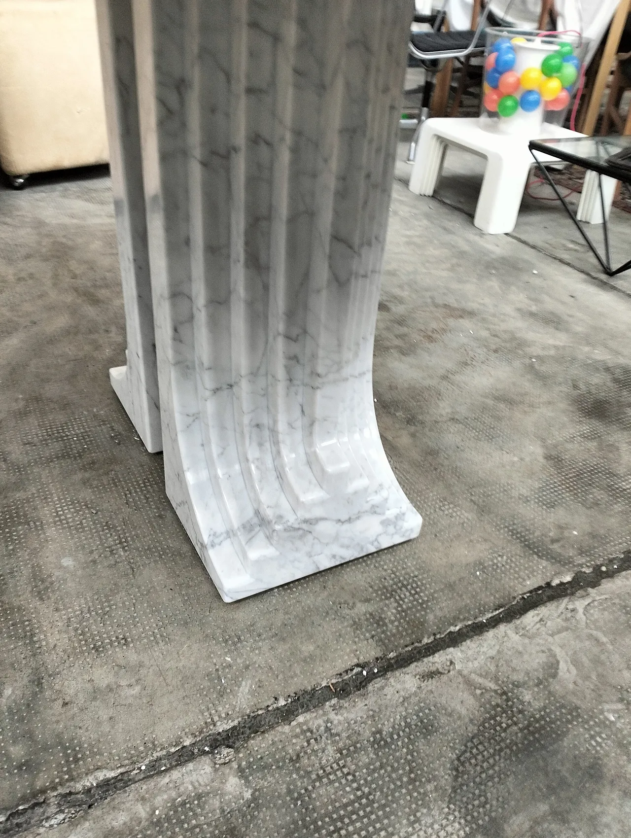 Samo Carrara marble dining table by Carlo Scarpa for Simon, 80s 9