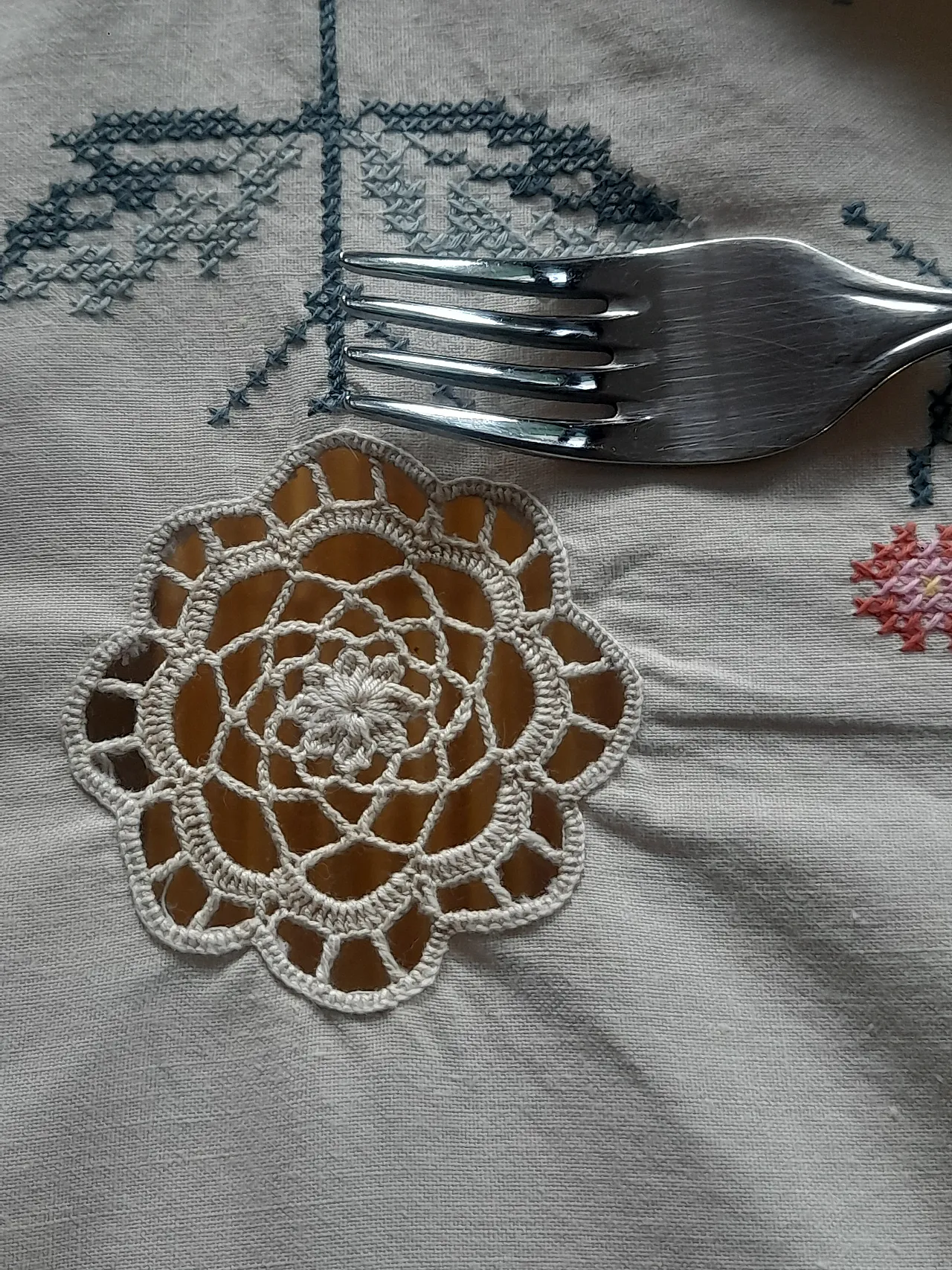 Tovaglia lavorata a mano, anni '50 6