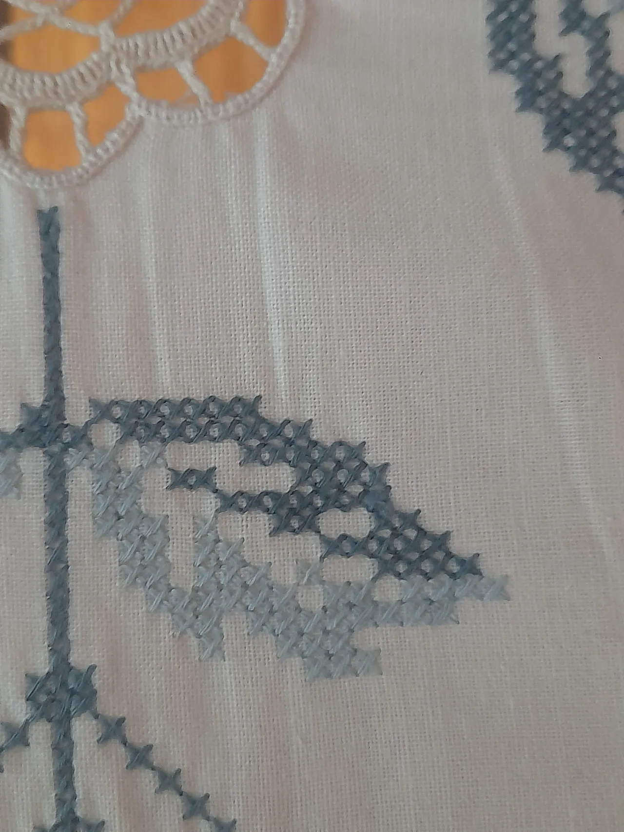 Tovaglia lavorata a mano, anni '50 20