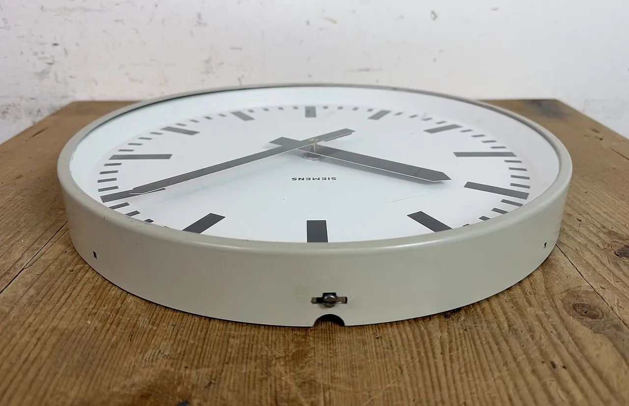 Grey Industrial Factory Wall Clock from Siemens, 1970s 12