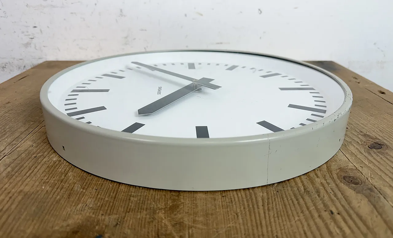 Grey Industrial Factory Wall Clock from Siemens, 1970s 13