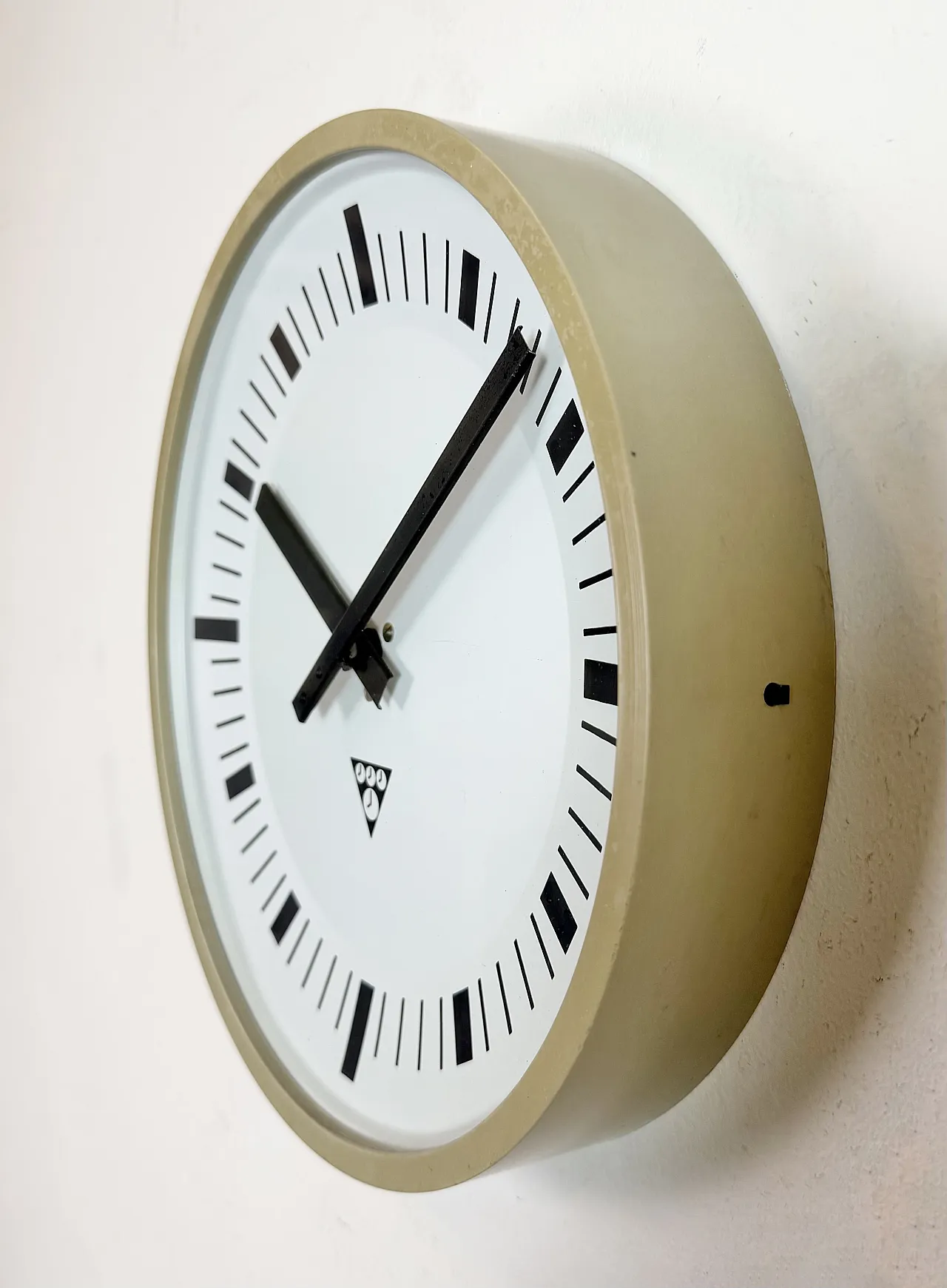 Industrial Beige Bakelite Wall Clock From Pragotron, 1970s 3