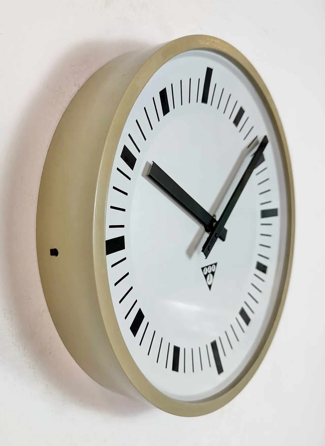 Industrial Beige Bakelite Wall Clock From Pragotron, 1970s 4