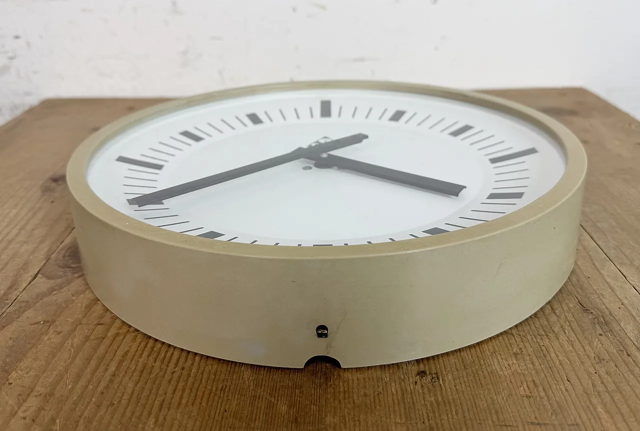 Industrial Beige Bakelite Wall Clock From Pragotron, 1970s 12