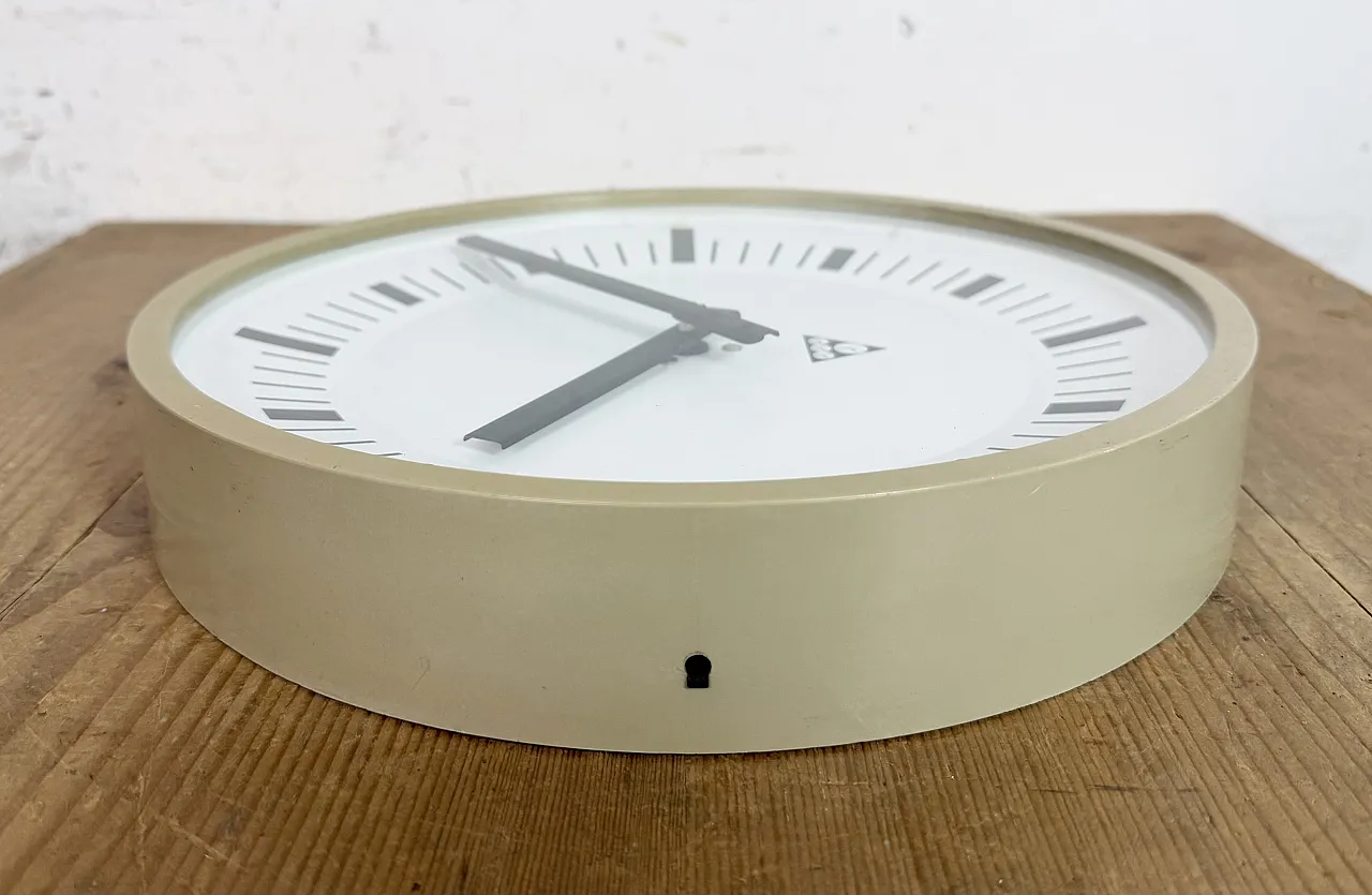 Industrial Beige Bakelite Wall Clock From Pragotron, 1970s 13