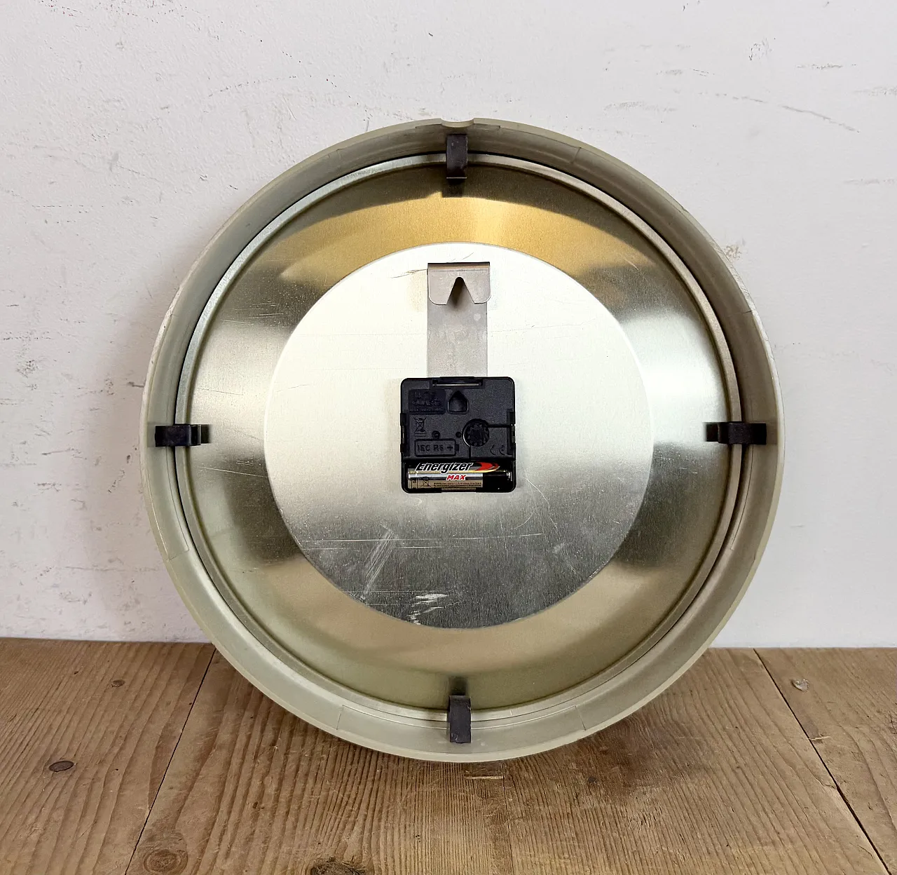 Industrial Beige Bakelite Wall Clock From Pragotron, 1970s 15