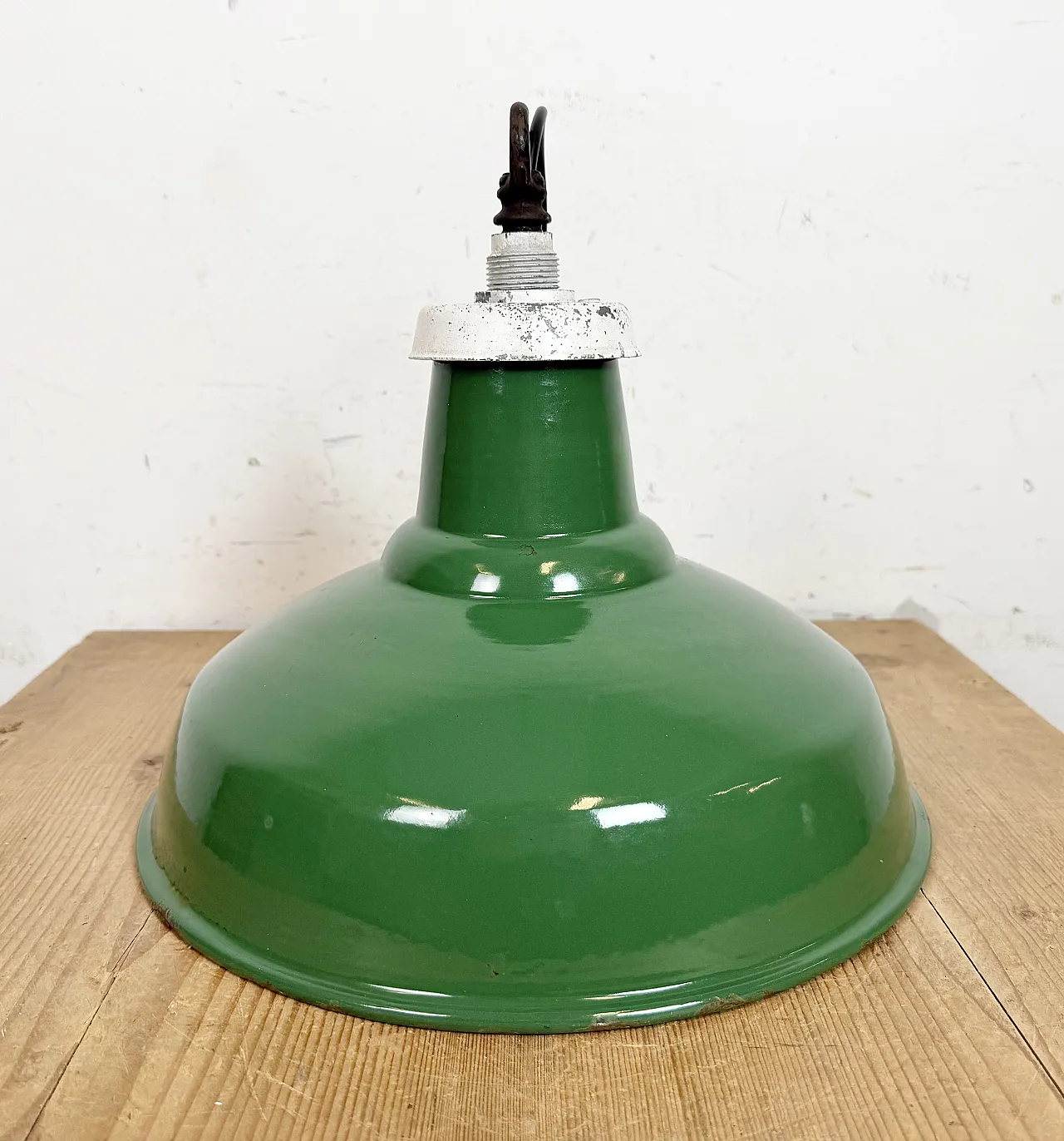 Industrial British Green Enamel Factory Pendant Lamp, 1960s 14