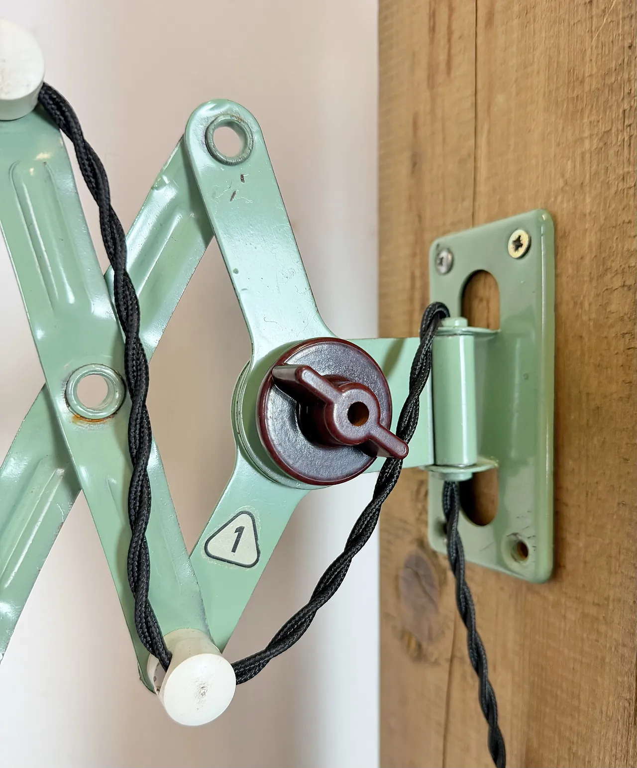 Industrial East German Scissor Lamp from VEB Zweckleuchtenbau Dresden, 3