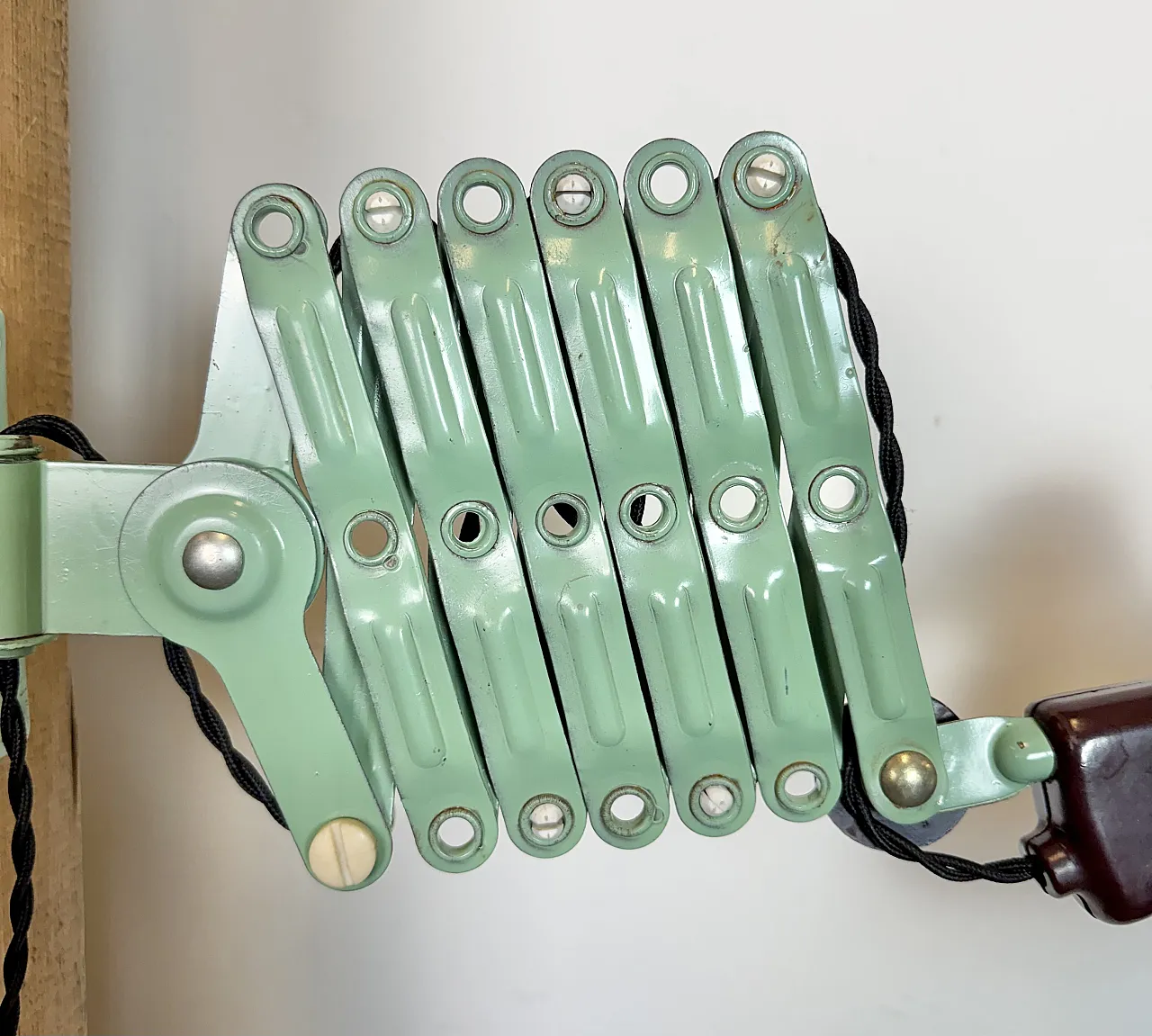 Industrial East German Scissor Lamp from VEB Zweckleuchtenbau Dresden, 14