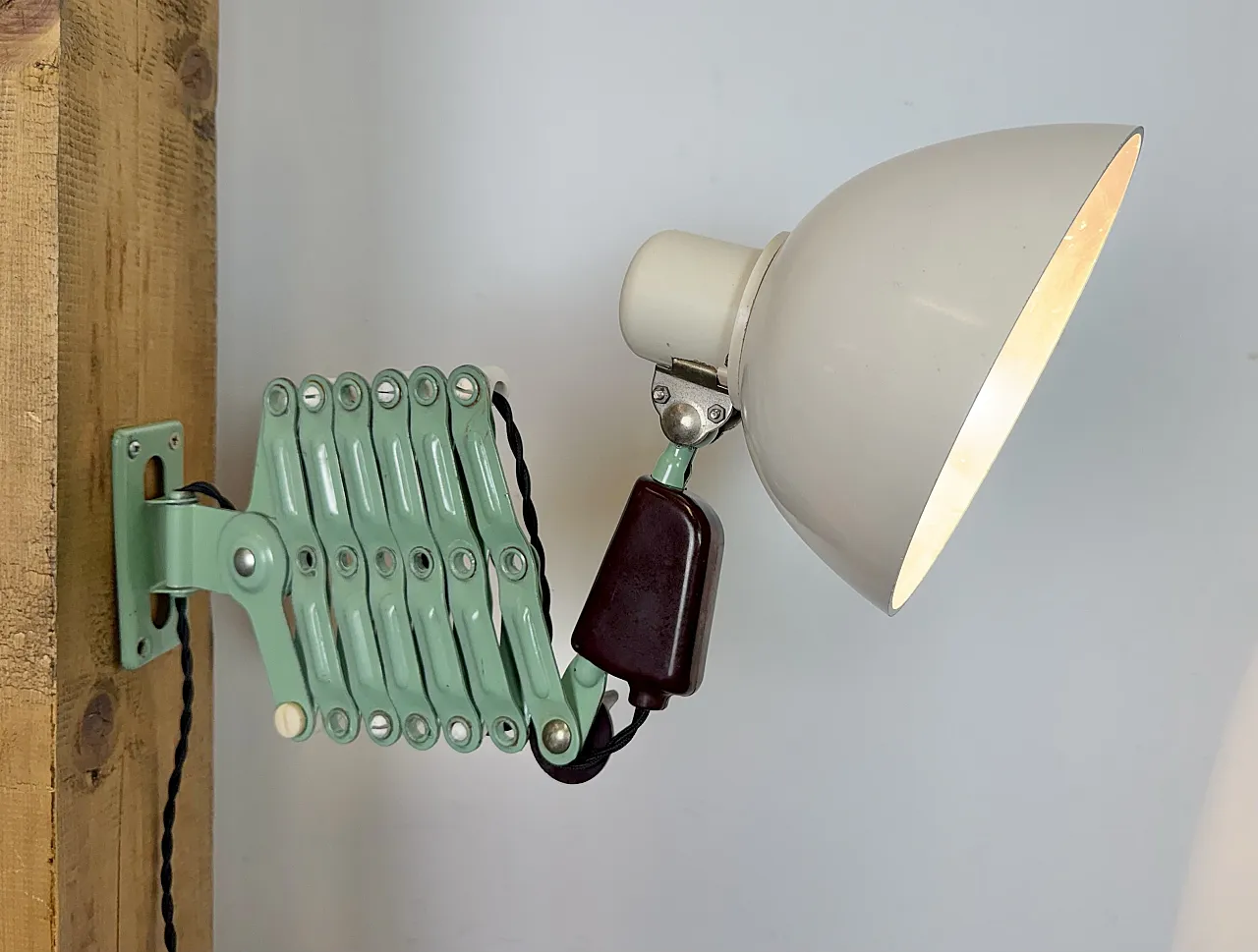 Industrial East German Scissor Lamp from VEB Zweckleuchtenbau Dresden, 16
