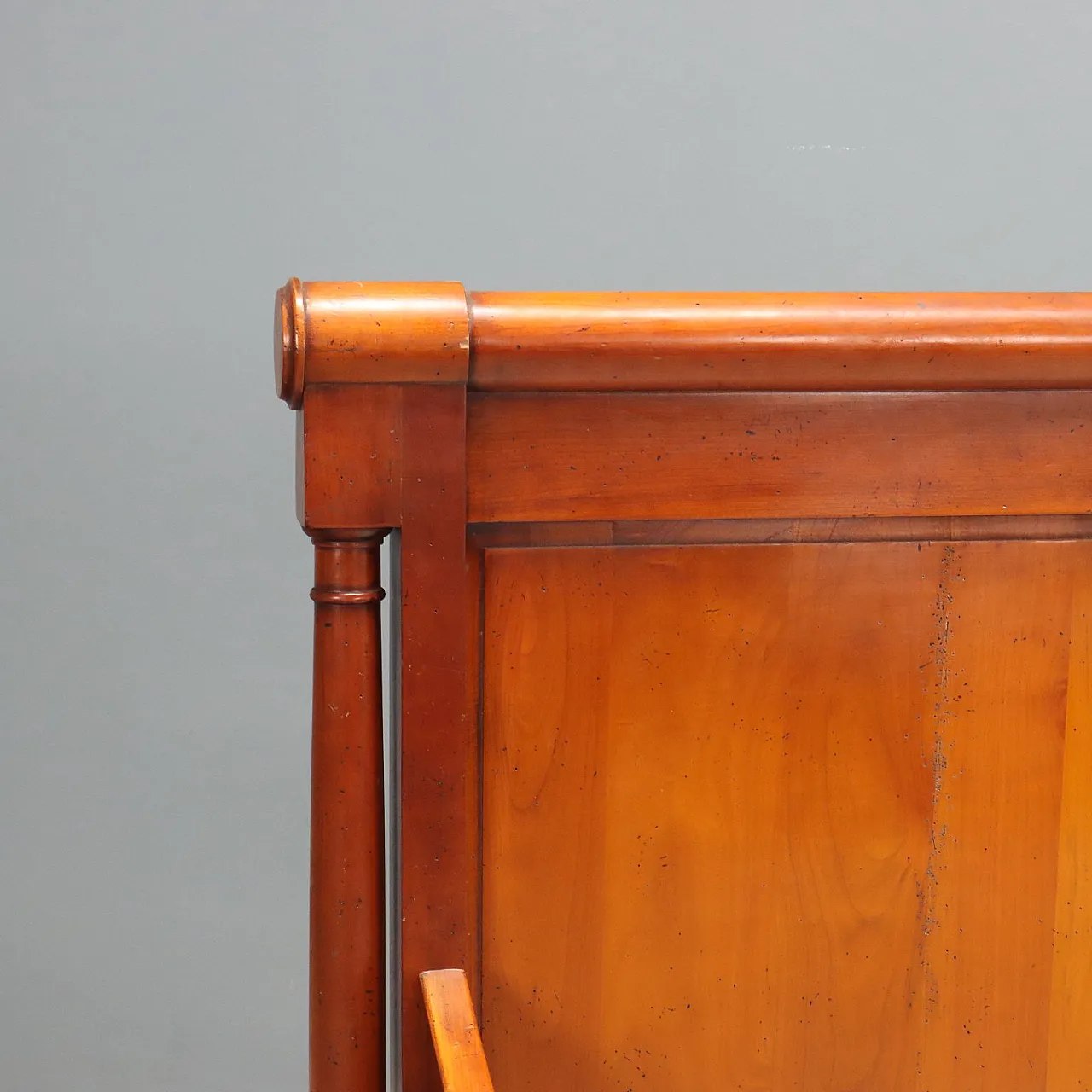 Empire style queen bed in cherry, 20th century 5