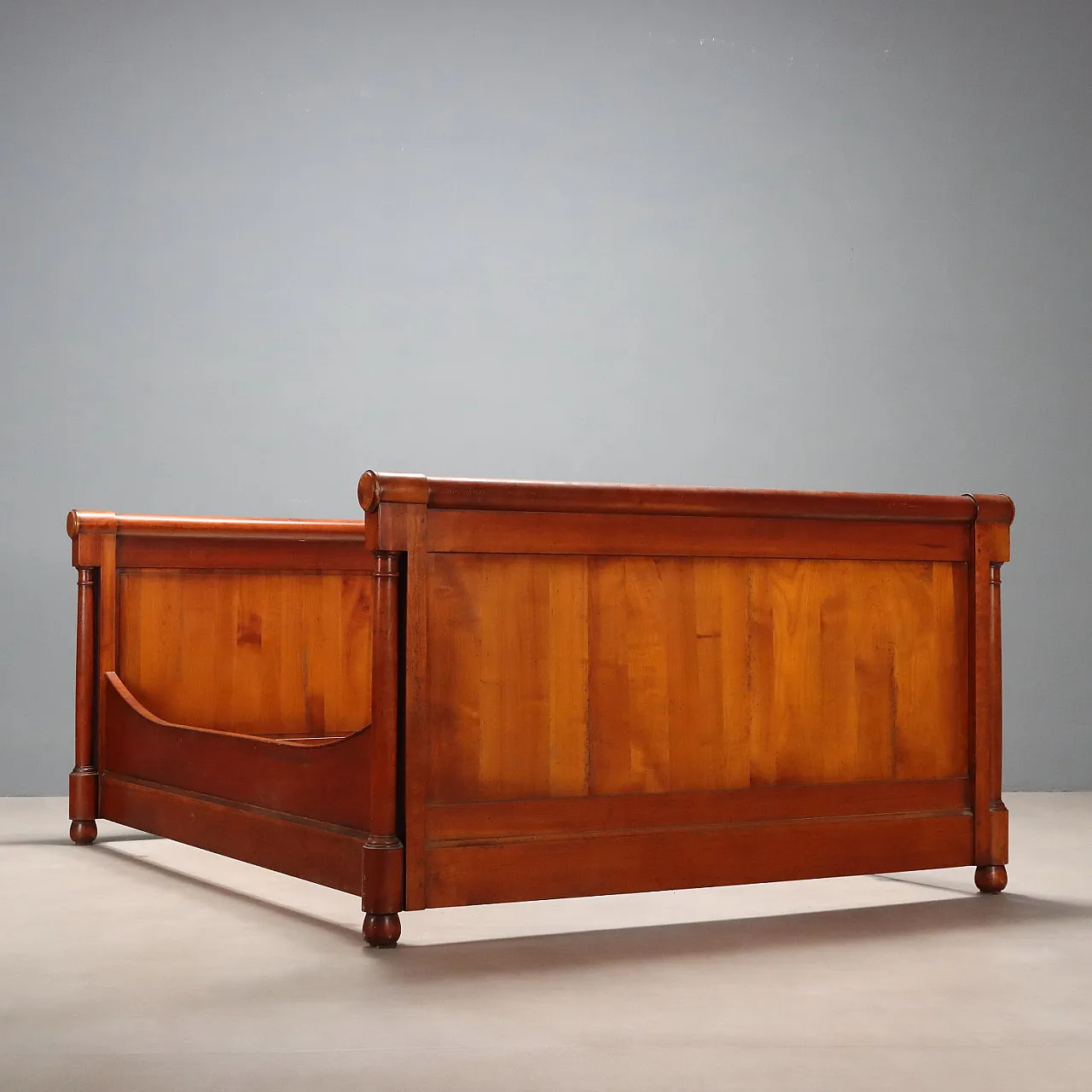 Empire style queen bed in cherry, 20th century 9