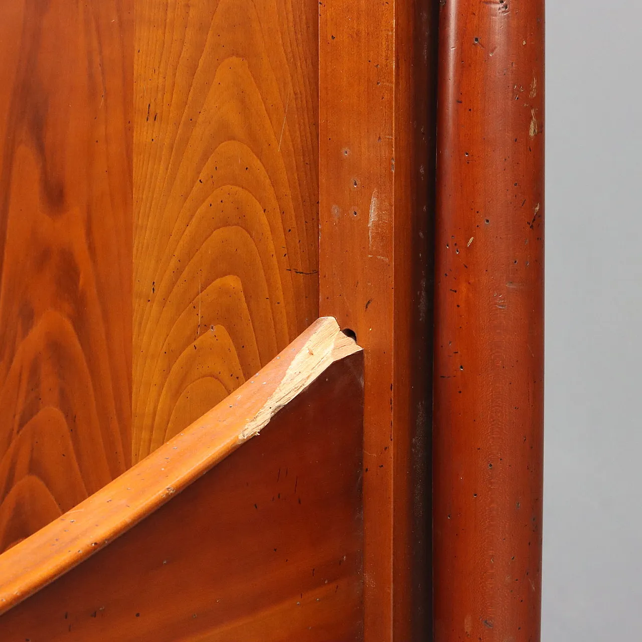 Empire style queen bed in cherry, 20th century 10