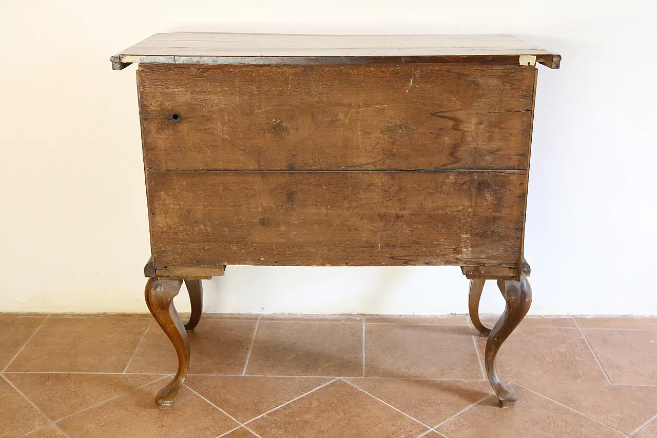 Louis XV style chest of drawers, Venetian manufacture, 20th century 11