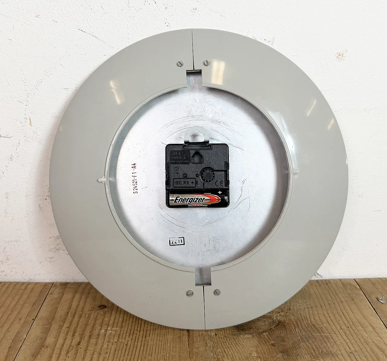 Grey Industrial Factory Wall Clock from Siemens, 1970s 15